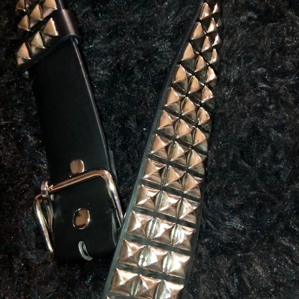 Metallic Studded belt/gothic/punk - Unisex belt